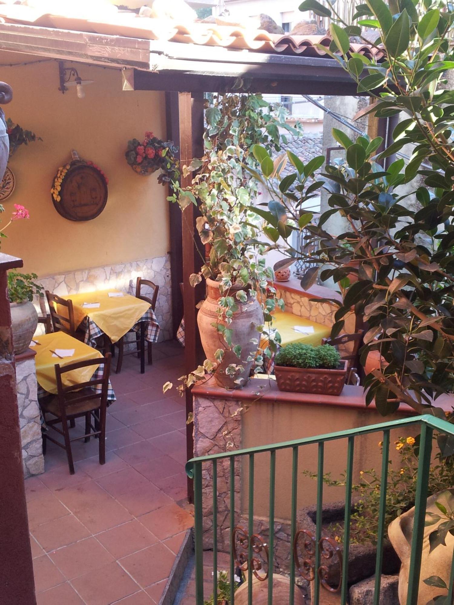 Albergo Diffuso Borgo Santa Caterina "Vintage" Кастильоне ди Сичилия Екстериор снимка