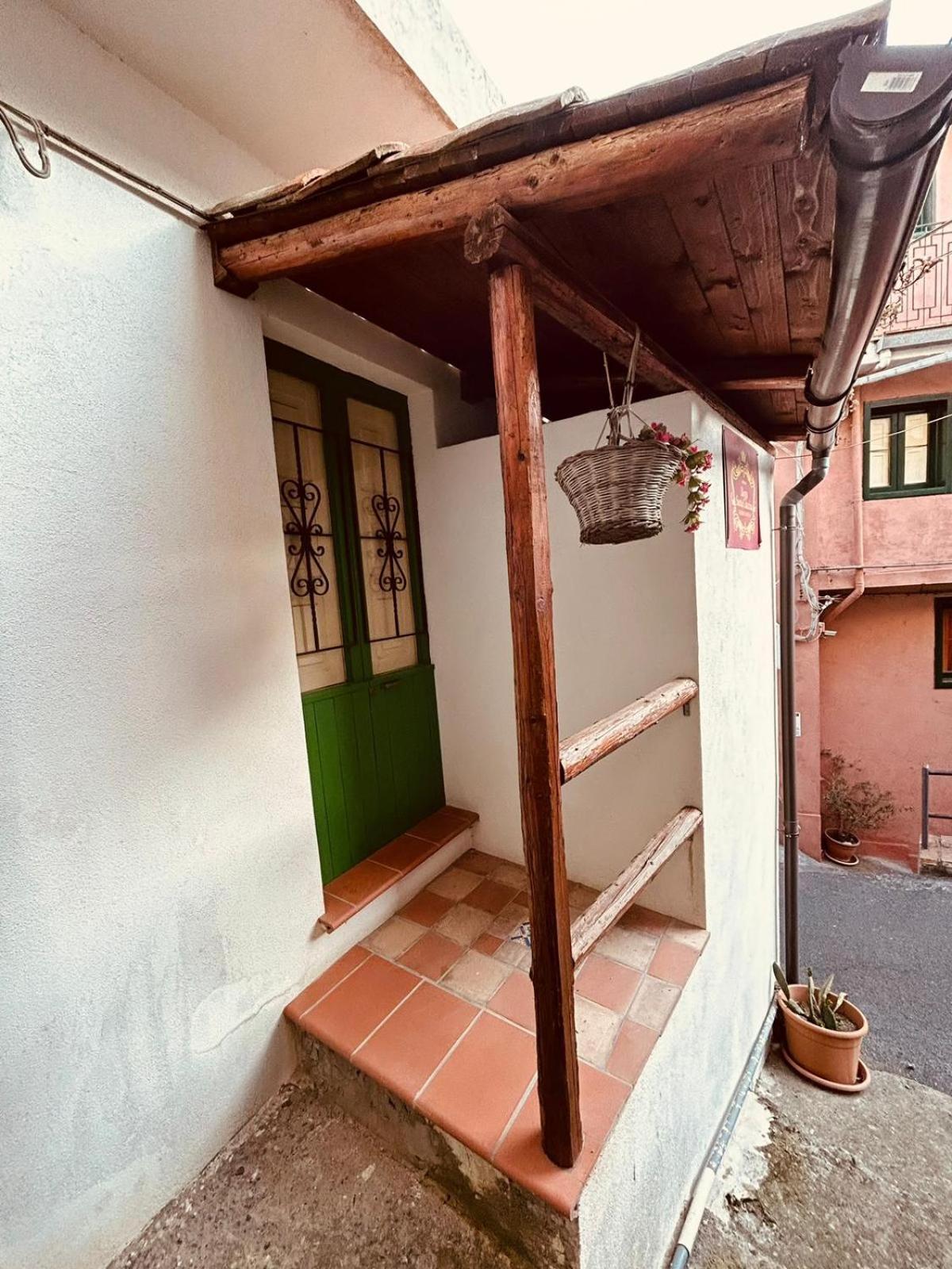 Albergo Diffuso Borgo Santa Caterina "Vintage" Кастильоне ди Сичилия Стая снимка